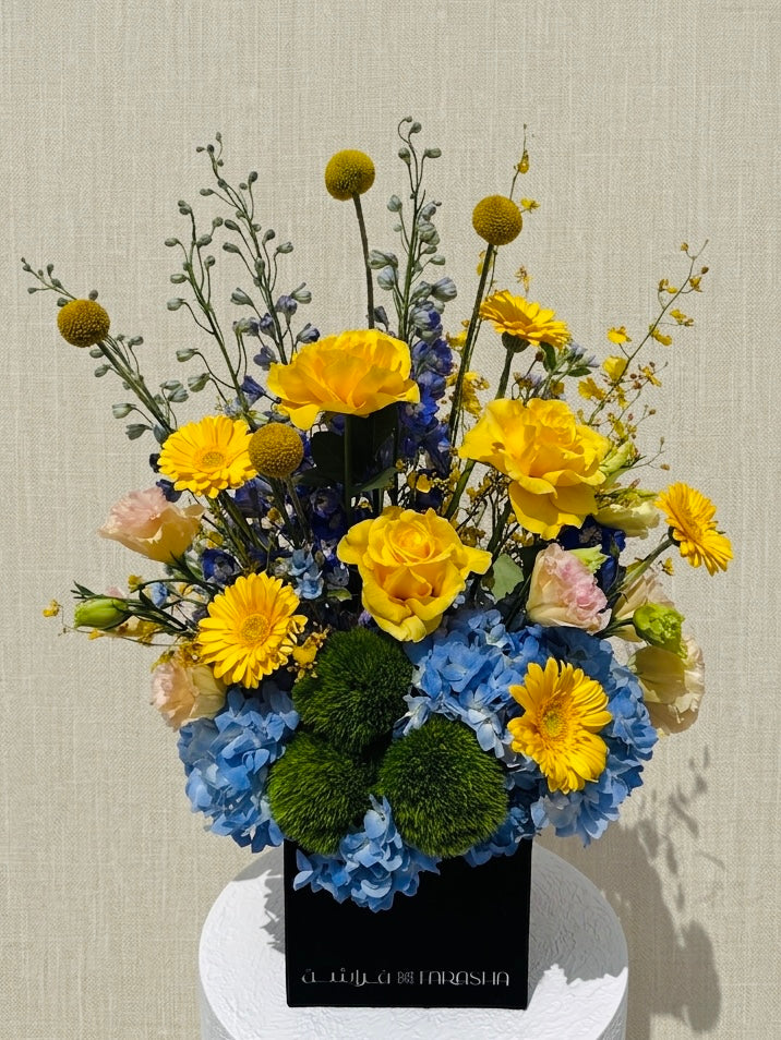 Floral Arrangement - Horizon